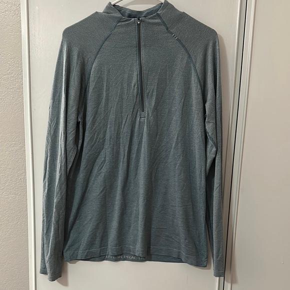 Lululemon Men’s Blue Athletic Quarterzip